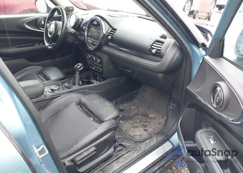 2017 Mini Clubman Cooper z USA, uszkodzony, nr VIN WMWLN5C56H2E32370